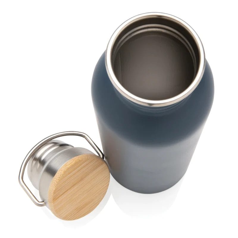 Edelstahl-Flasche mit Bambusdeckel 700ml inkl. Personalisierung – Bild 11