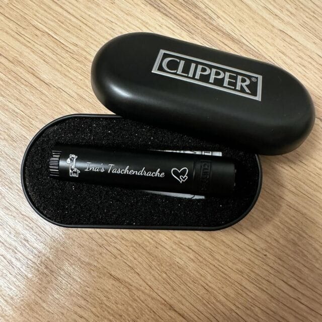 Clipper Feuerzeug personalisiert als Geschenkidee. 
#gravur #geschenkidee #clipper #feuerzeug #personalisiertegeschenke