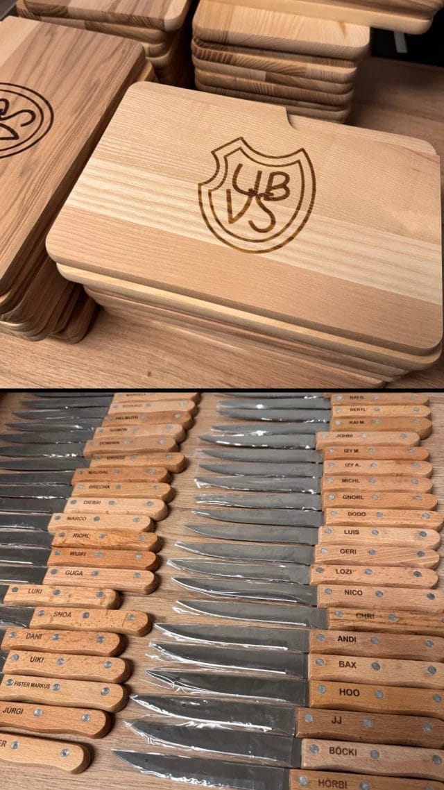 Schneidebretter aus Holz mit Messer personalisiert. #geschenkidee #mitarbeiter #verein #werbegeschenk