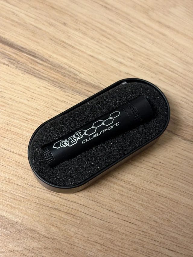 Clipper Feuerzeug mit deiner Wunschgravur - jetzt im Webshop gestalten und bestellen #clipper #geschenkidee #personalisiert